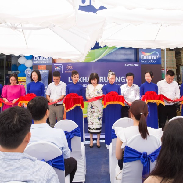 Tưng bừng khai trương cửa hàng BLUE STORE ĐẦU TIÊN VIỆT NAM CỦA DULUX TẠI PAINTMART Tưng bừng khai trương cửa hàng BLUE STORE ĐẦU TIÊN VIỆT NAM CỦA DULUX TẠI PAINTMART