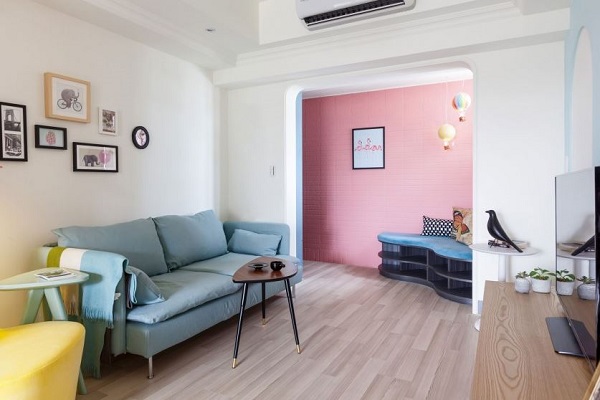 Màu Pastel khi kết hợp với màu gỗ của sàn nhà và một số vật dụng nội thất khác